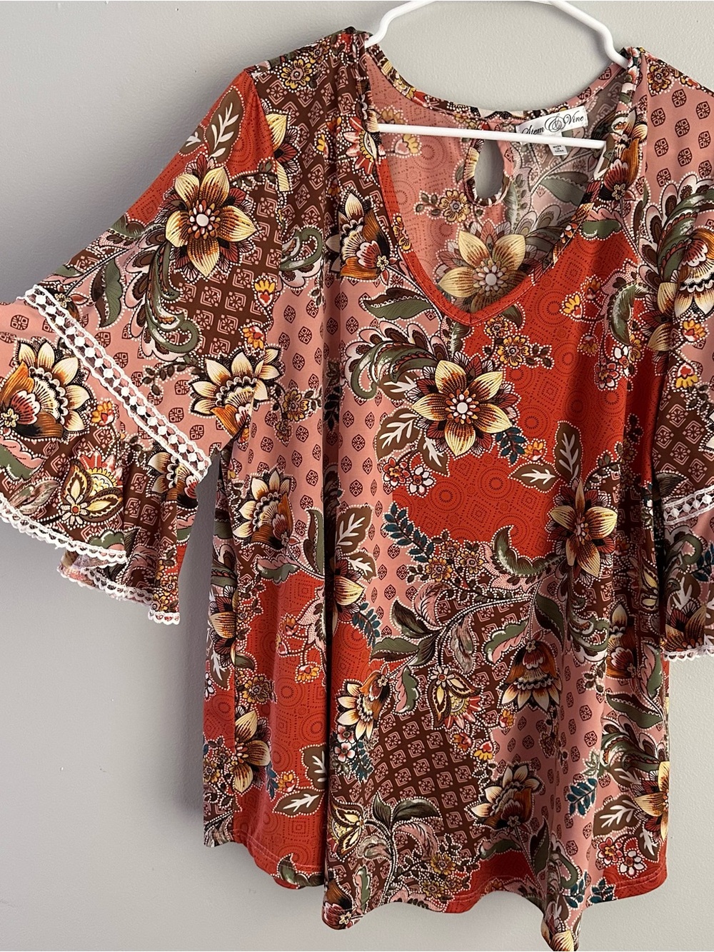2X bell sleeve top stem and vine autumn fall shirt
